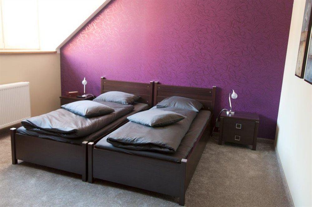 Apartmany Becherplatz Karlovy Vary Exterior photo
